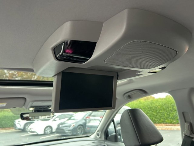 Used 2019 Honda Pilot Elite image 32