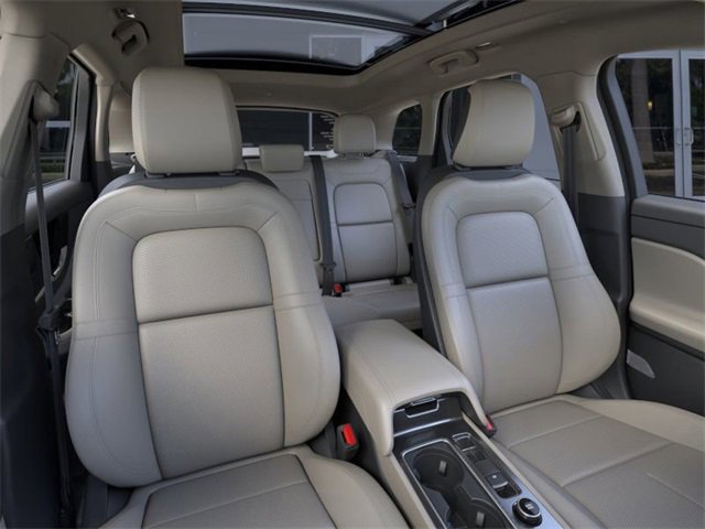 New 2026 Lincoln Corsair Premiere image 10