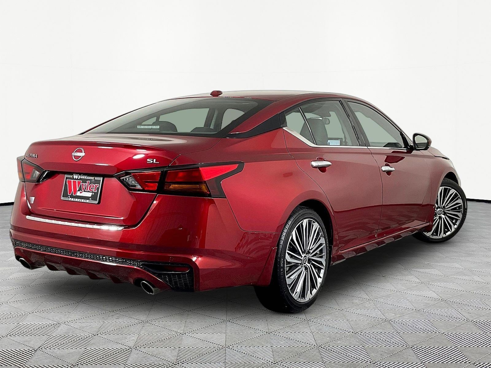 Used 2023 Nissan Altima 2.5 SL FWD image 6