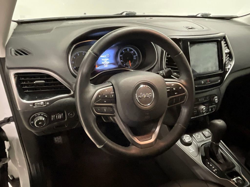 Used 2019 Jeep Cherokee Limited AWD/4WD image 21