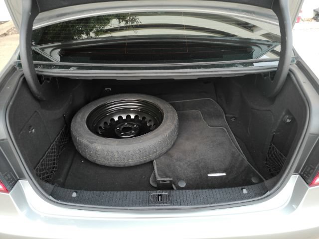 Used 2014 Mercedes-Benz E 250 BlueTEC Sedan image 27