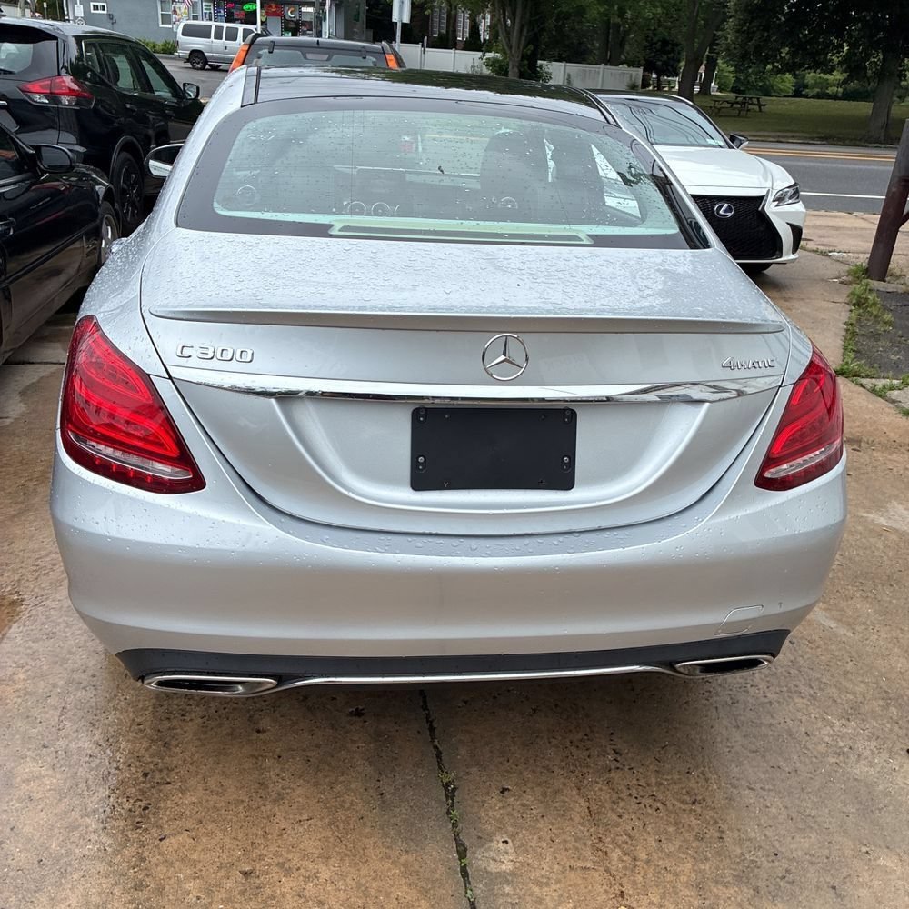Used 2017 Mercedes-Benz C 300 4MATIC Sedan image 5