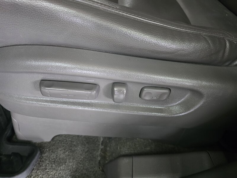 Used 2017 Honda Odyssey EX-L image 19