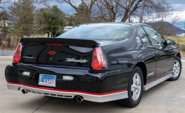 Used 2002 Chevrolet Monte Carlo SS w/ Pace Car Replica Pkg FWD image 3
