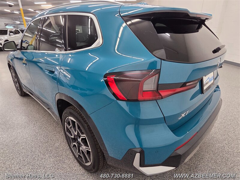 Used 2023 BMW X1 xDrive28i w/ Convenience Package AWD/4WD image 4