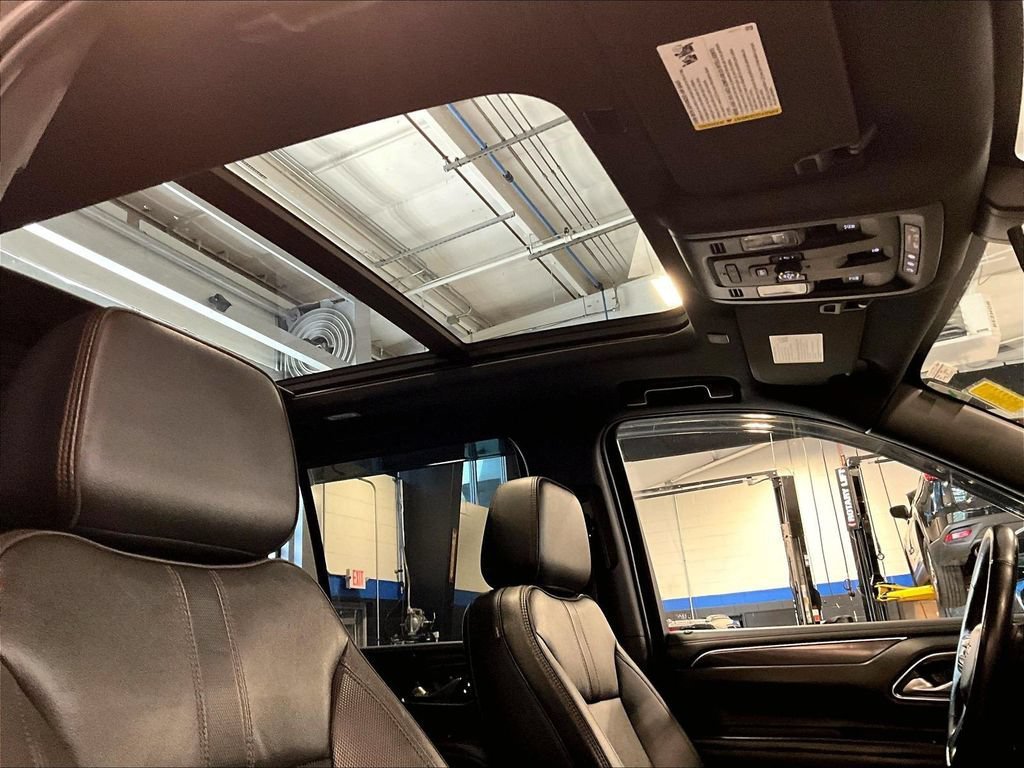 Used 2022 Chevrolet Tahoe RST w/ Sport Performance Package AWD/4WD image 23