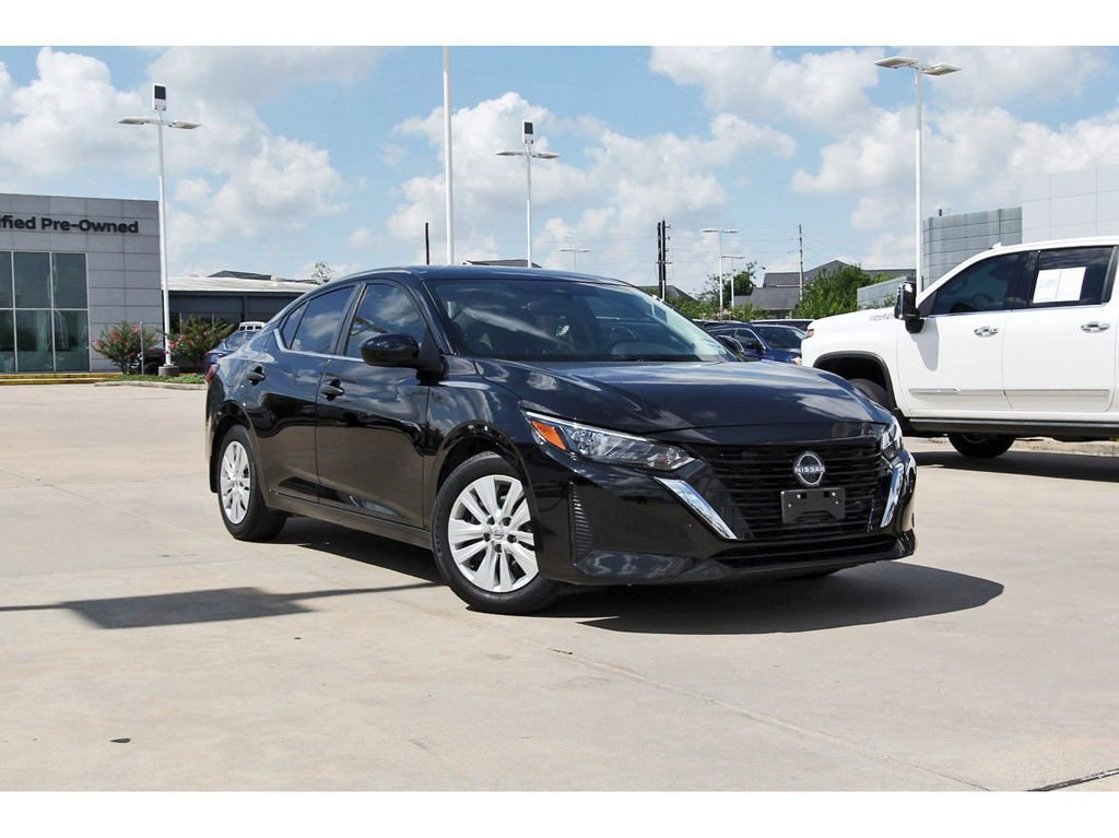 Used 2024 Nissan Sentra S w/ Trunk Package
