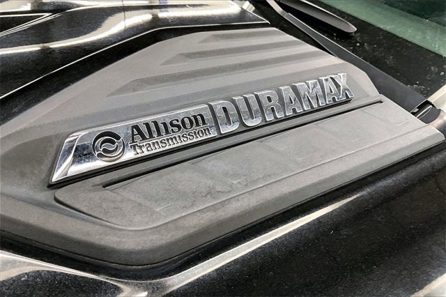 Used 2022 Chevrolet Silverado 2500 LTZ w/ Carhartt Edition image 33