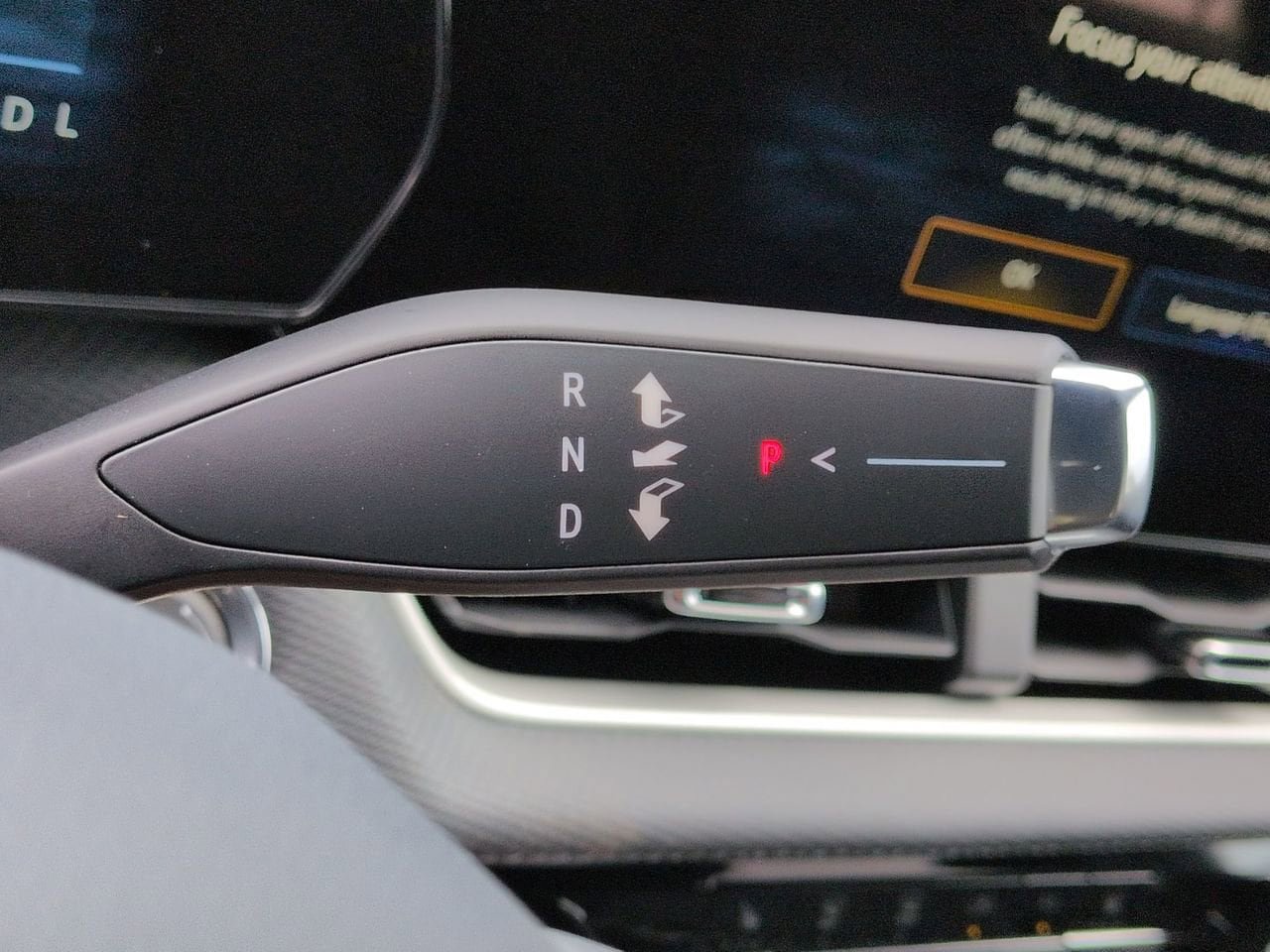 New 2026 Chevrolet Equinox LT w/ Safety and Technology Package FWD image 14