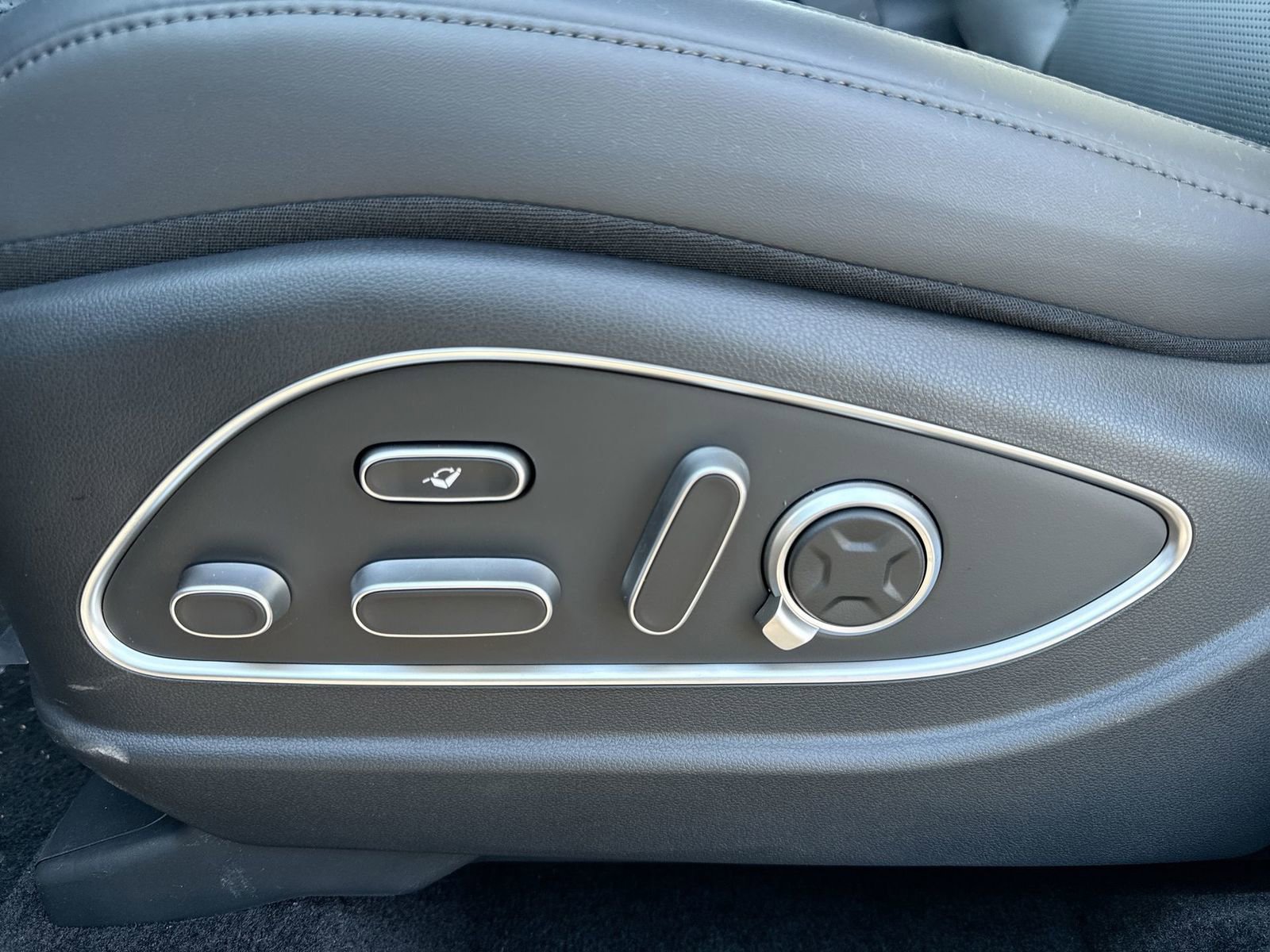 New 2026 Hyundai Palisade Calligraphy image 14