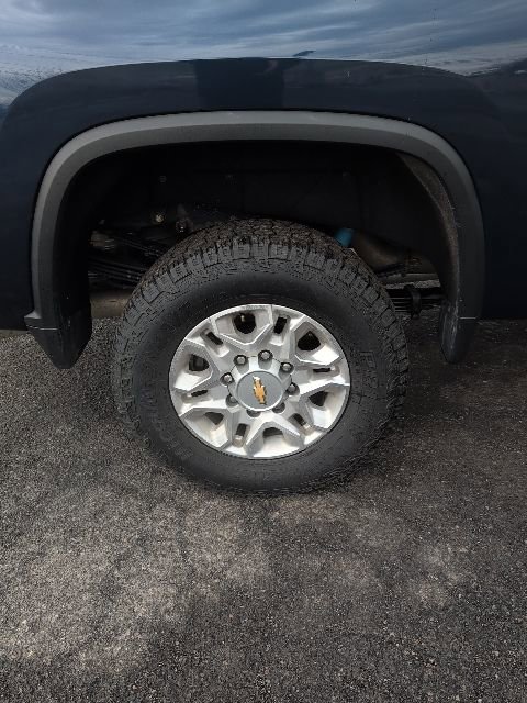 Used 2021 Chevrolet Silverado 3500 LT w/ Convenience Package AWD/4WD image 9