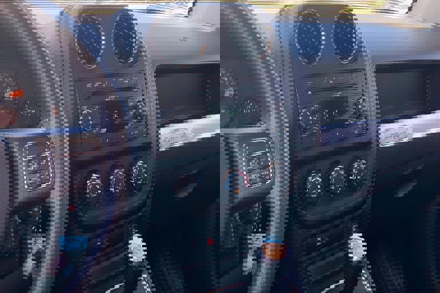 Used 2016 Jeep Compass Sport w/ Power Value Group image 7