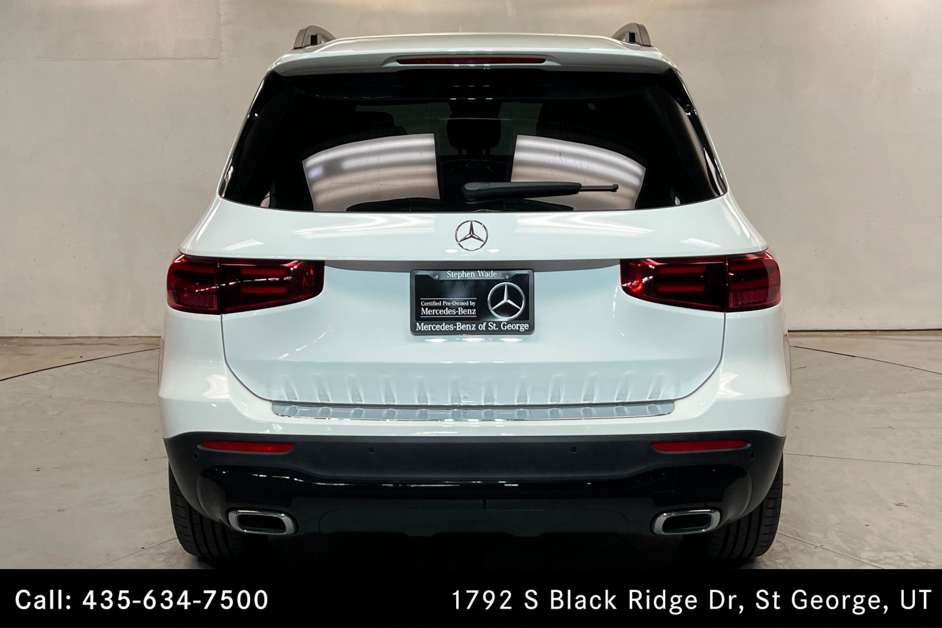 Certified 2026 Mercedes-Benz GLB 250 4MATIC image 4
