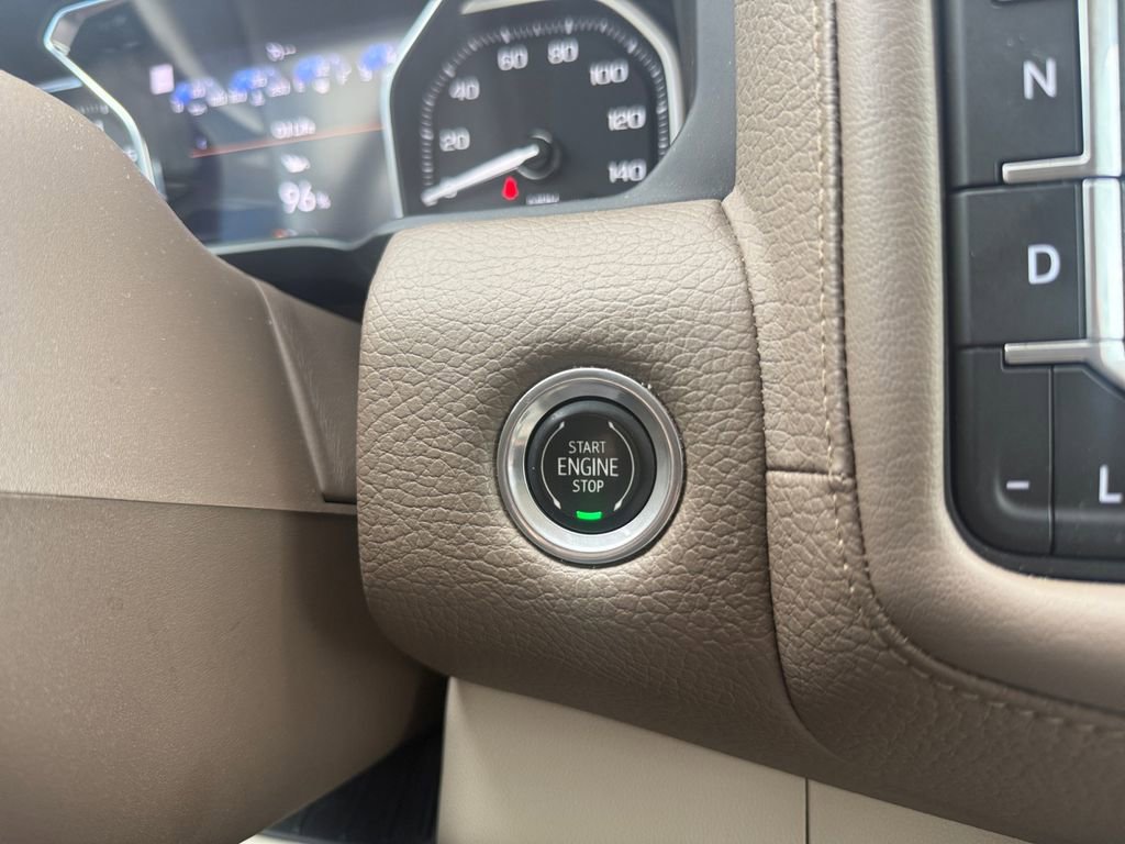 Used 2021 GMC Yukon XL Denali AWD/4WD image 22