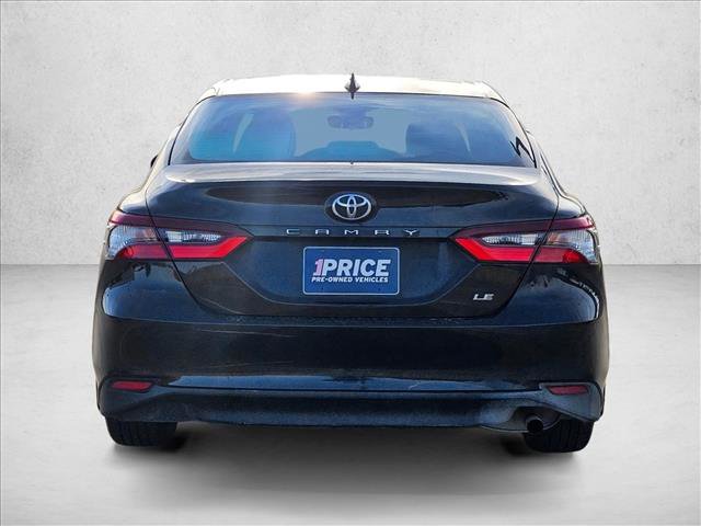 Used 2022 Toyota Camry LE image 6