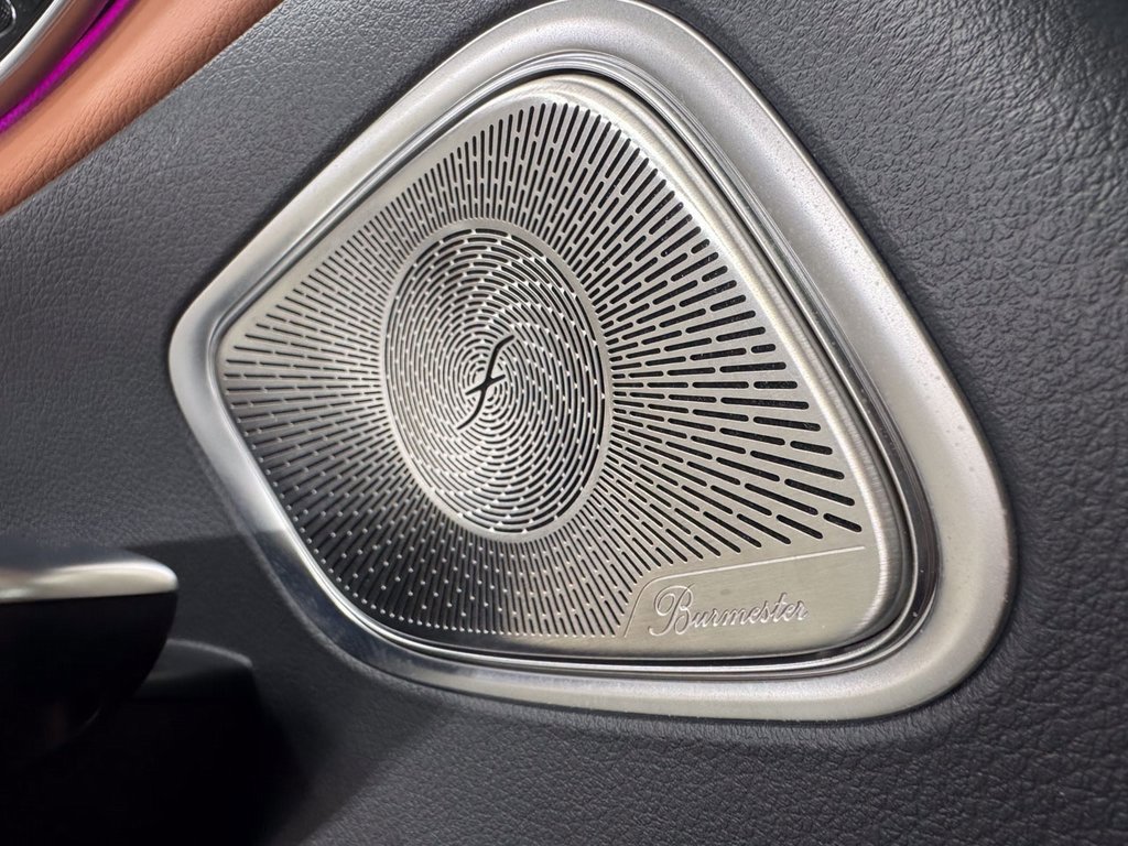 Used 2024 Mercedes-Benz GLC 300 4MATIC image 7