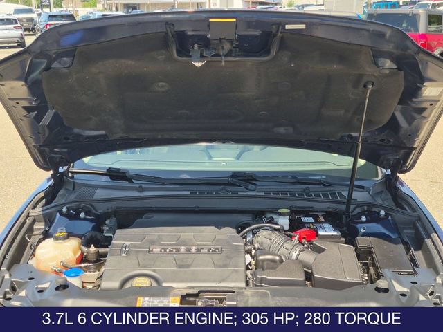 Used 2017 Lincoln Continental Select AWD/4WD image 28