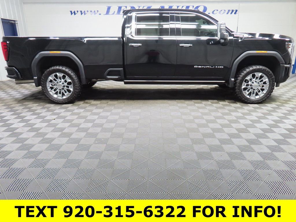 Used 2024 GMC Sierra 2500 Denali w/ Technology Package image 2