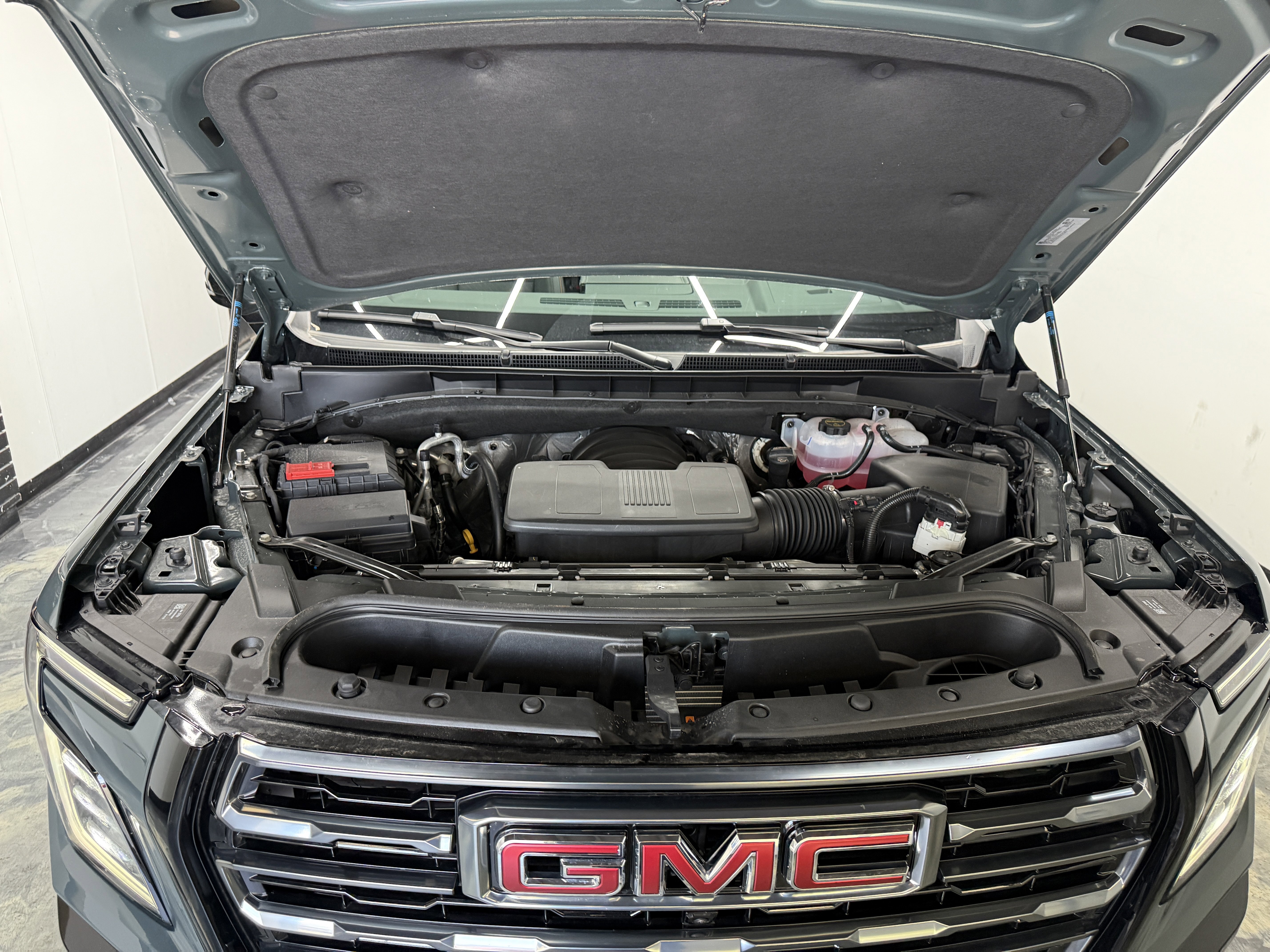 Used 2026 GMC Yukon AT4 image 35