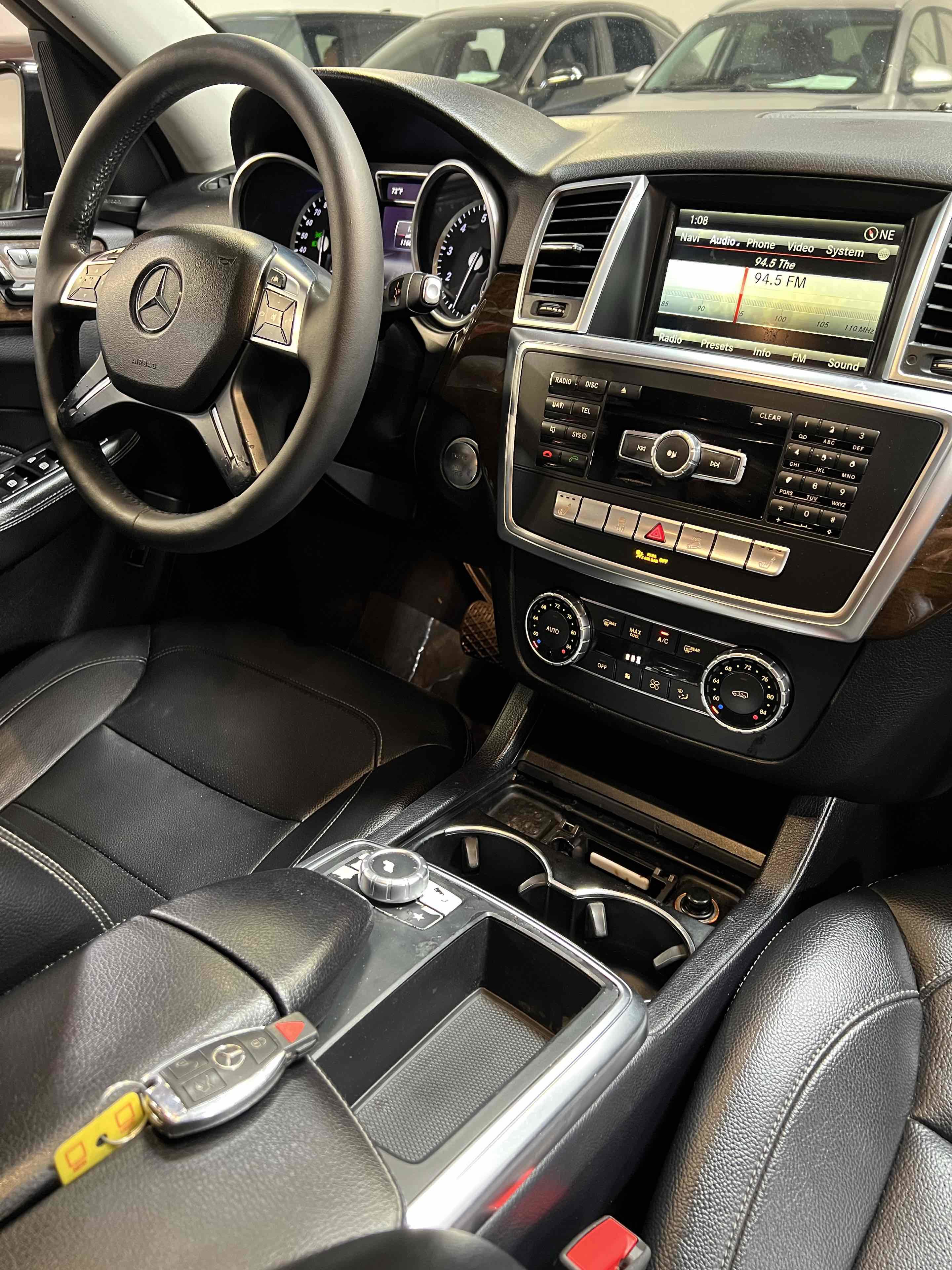 Used 2015 Mercedes-Benz ML 350 4MATIC w/ Premium 1 Package image 33