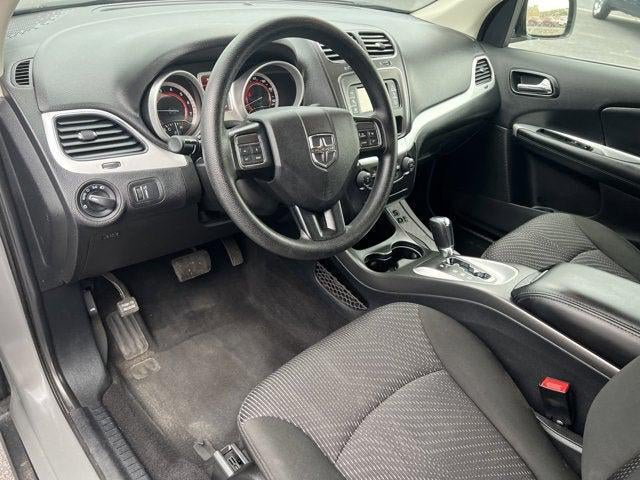 Used 2020 Dodge Journey SE w/ Blacktop Package FWD image 14