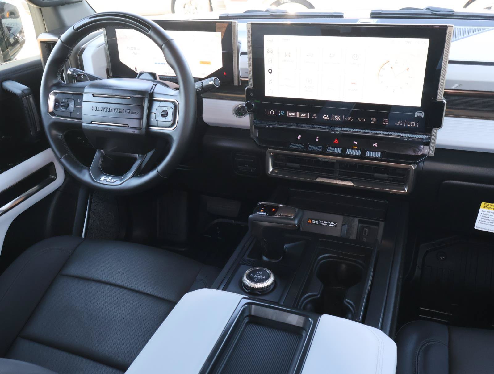Used 2025 GMC Hummer EV 3X AWD/4WD image 11