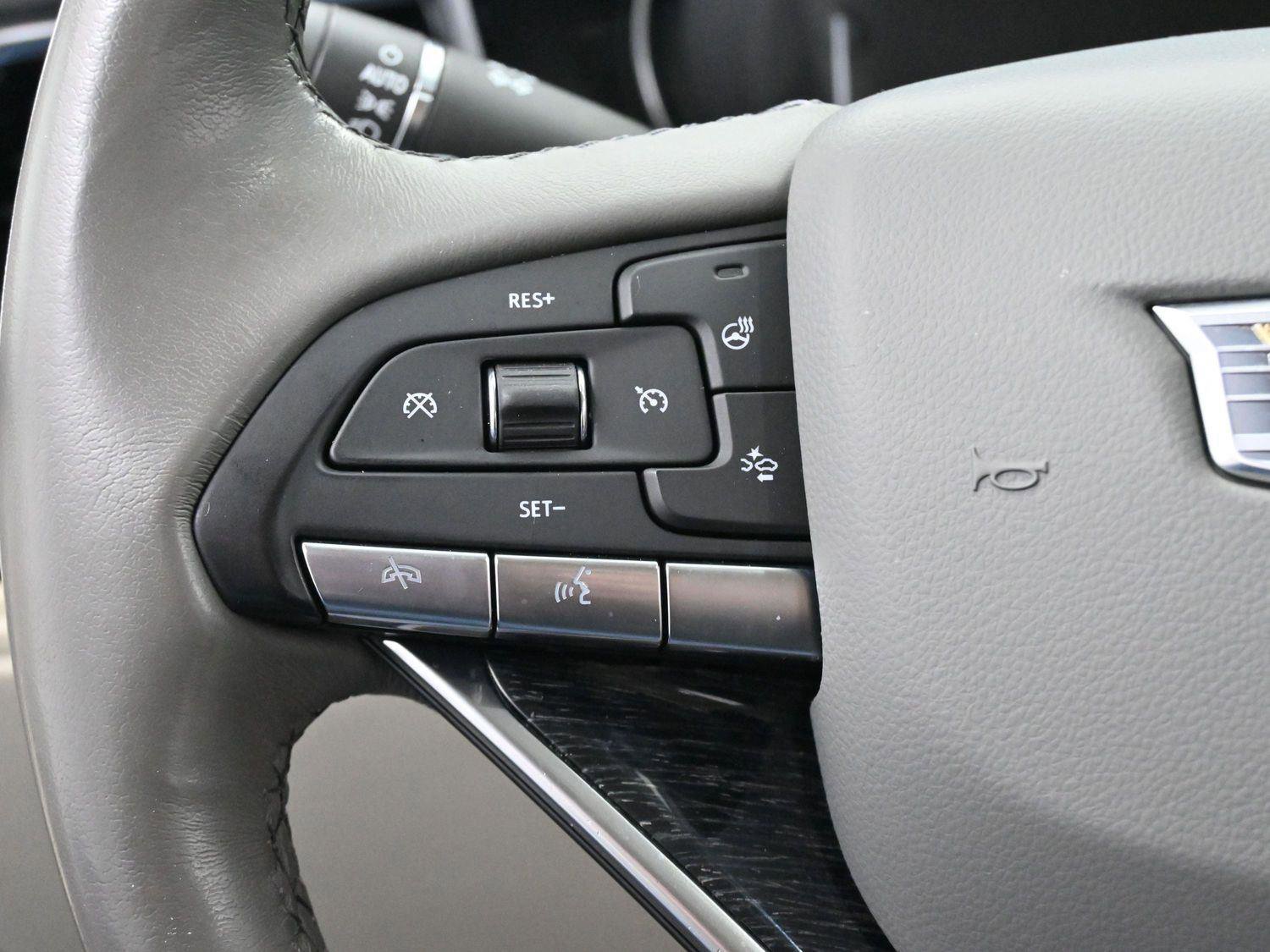 Certified 2022 Cadillac XT6 Premium Luxury image 21