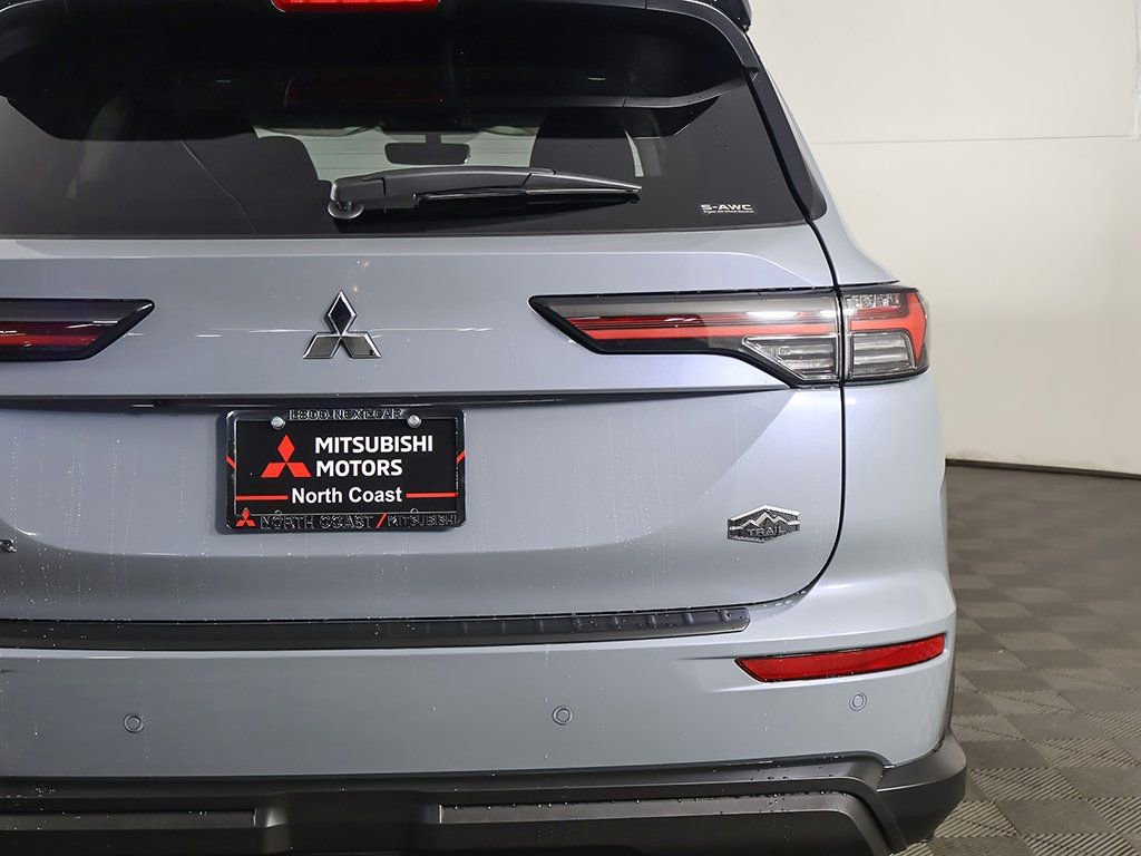 New 2026 Mitsubishi Outlander Trail Edition image 18