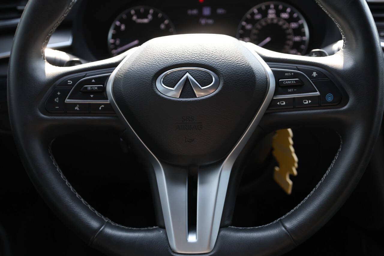 Used 2023 INFINITI QX55 Essential AWD/4WD image 18