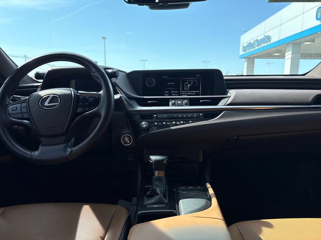 Used 2021 Lexus ES 350 w/ Accessory Package FWD image 15