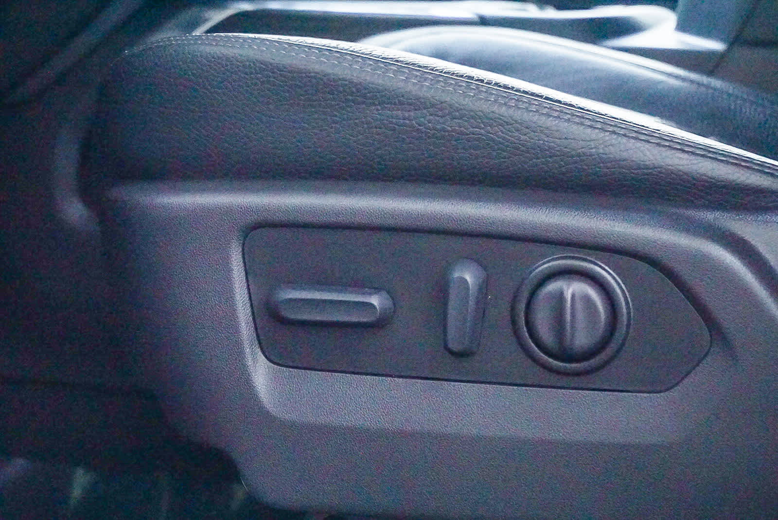 Used 2022 GMC Sierra 2500 Denali w/ Denali Ultimate Package image 23