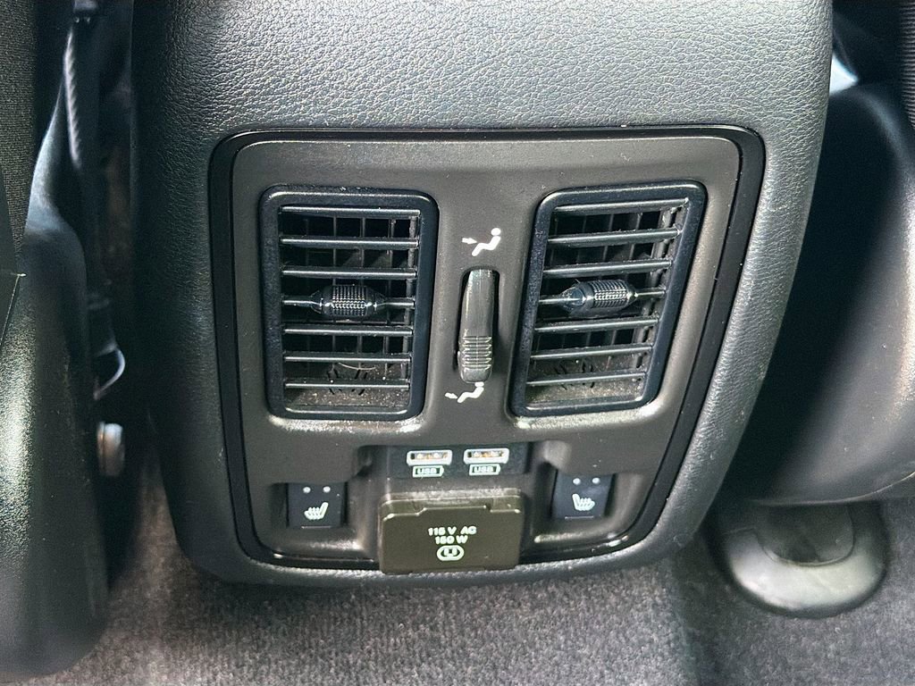 Used 2024 Dodge Durango GT image 24