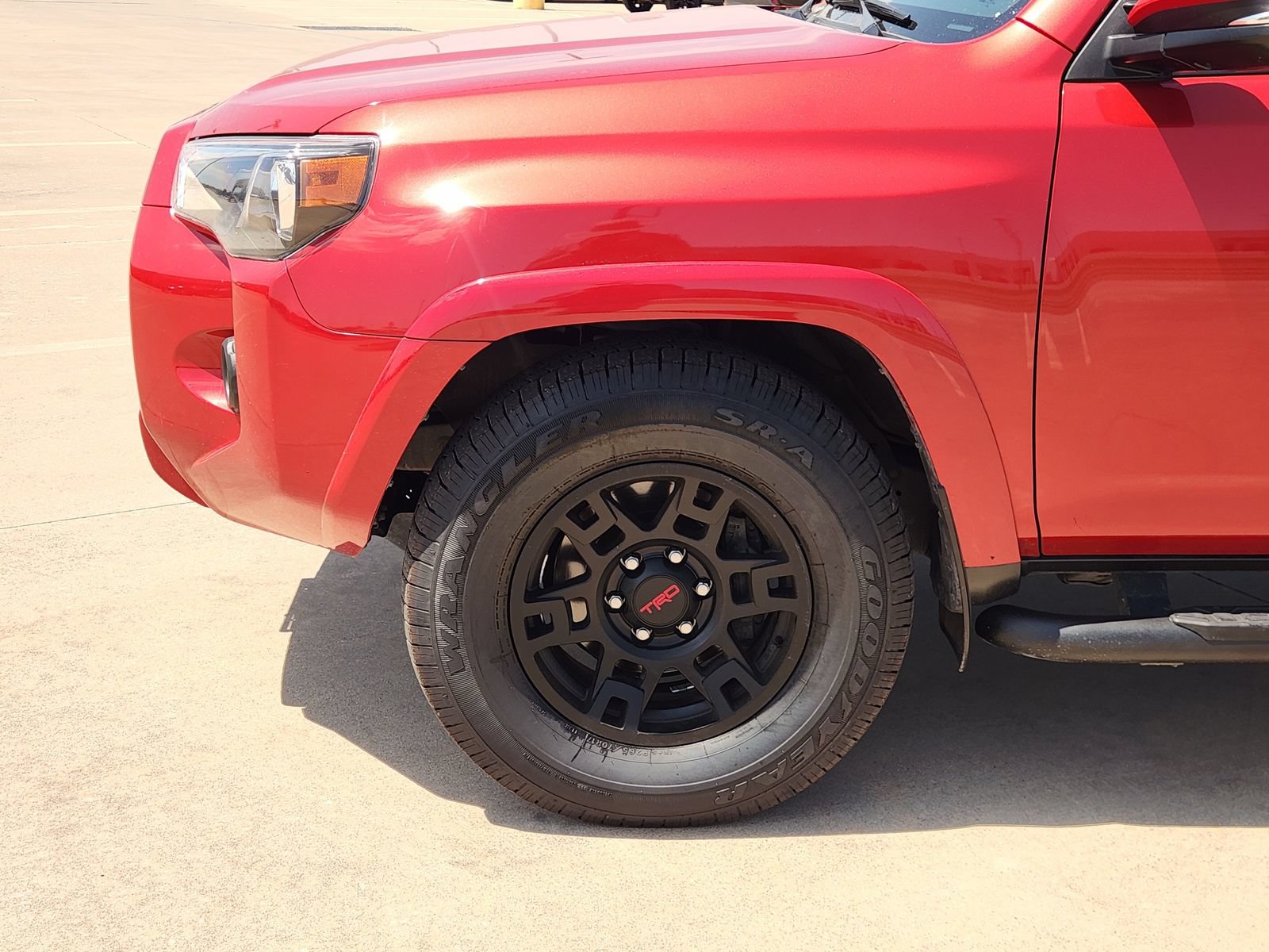 Used 2022 Toyota 4Runner SR5 Premium w/ Moonroof Package RWD image 9
