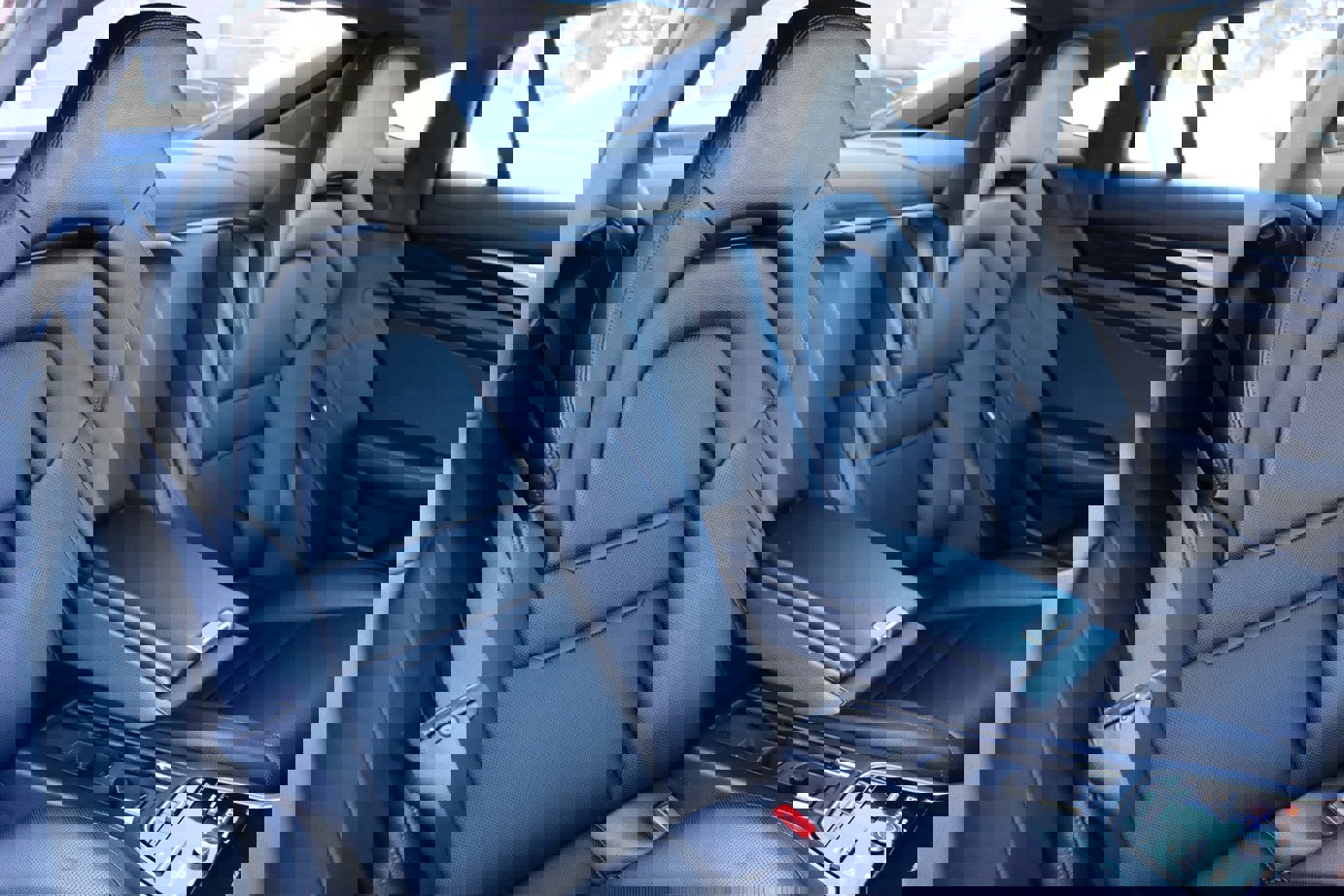 Used 2018 Porsche Panamera 4 w/ Premium Package Plus image 16