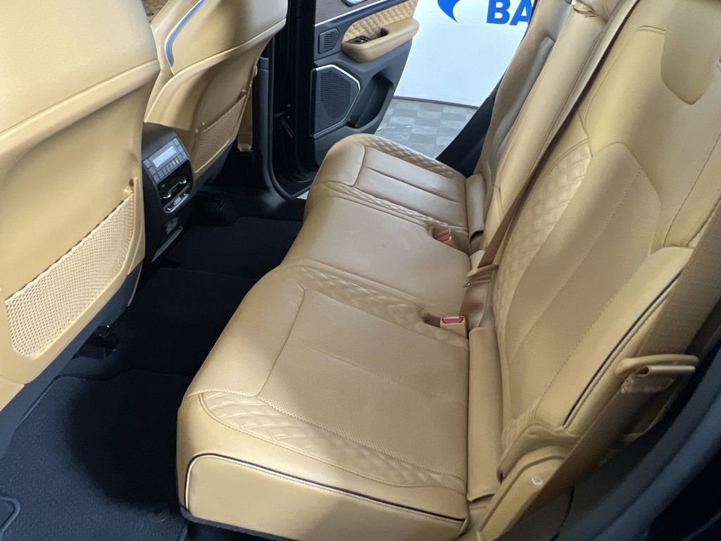 Used 2023 Jeep Grand Cherokee Summit w/ Luxury Tech Group V image 26