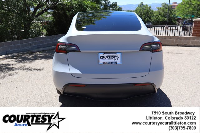 Used 2024 Tesla Model Y Long Range AWD/4WD image 6