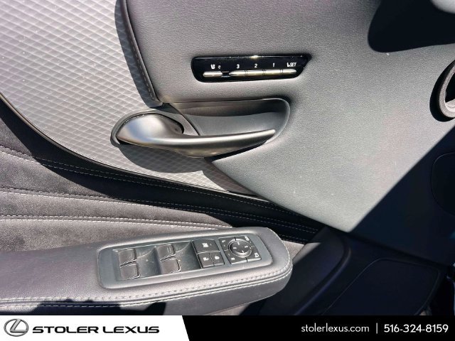Used 2018 Lexus LS 500 F Sport w/ Accessory Package (Z1) AWD/4WD image 22