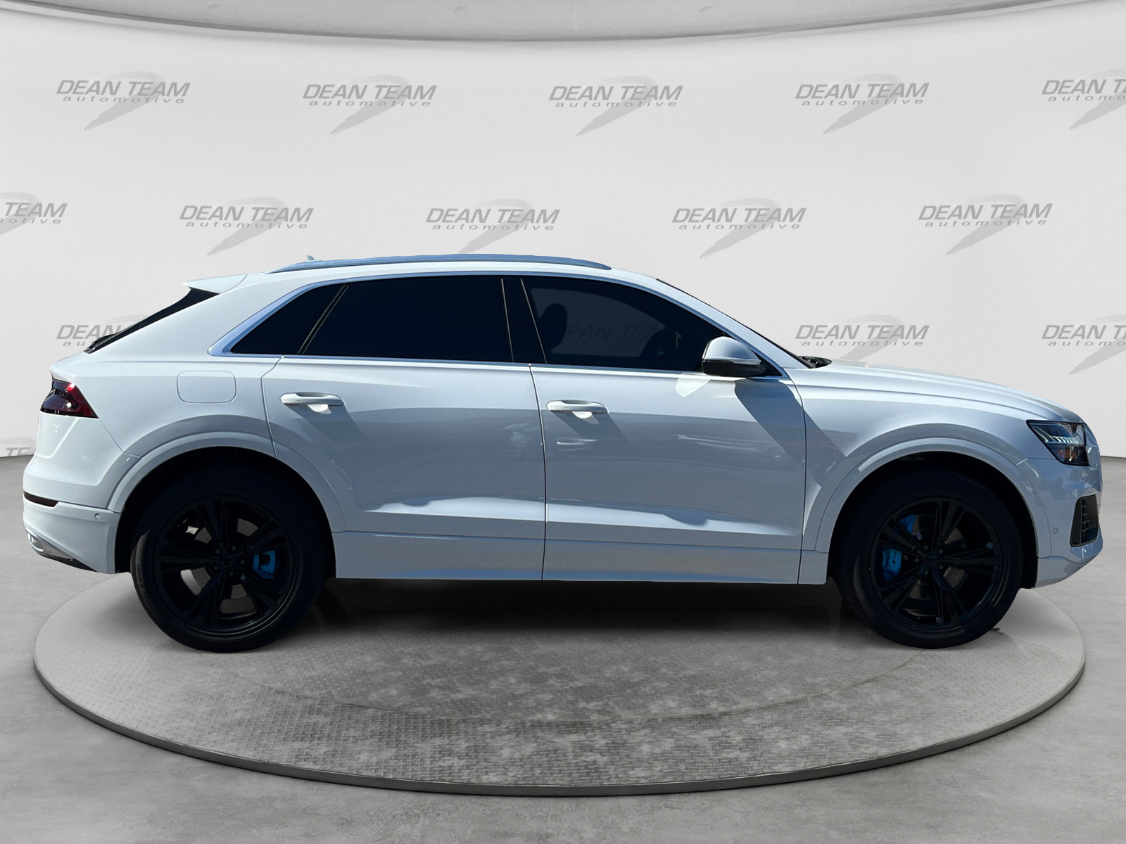 Used 2019 Audi Q8 Premium Plus w/ Premium Plus AWD/4WD image 9