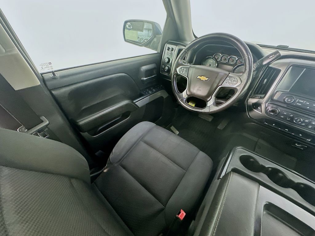 Used 2018 Chevrolet Silverado 1500 LT w/ All Star Edition AWD/4WD image 9