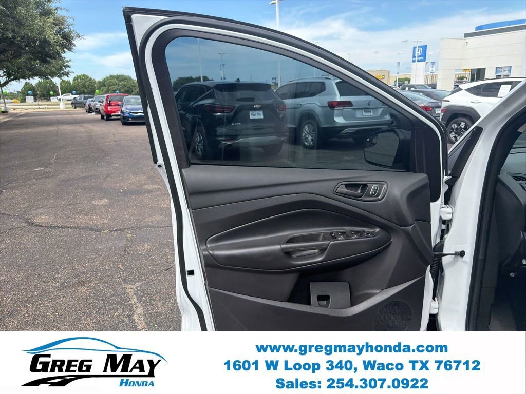 Used 2018 Ford Escape S FWD image 9