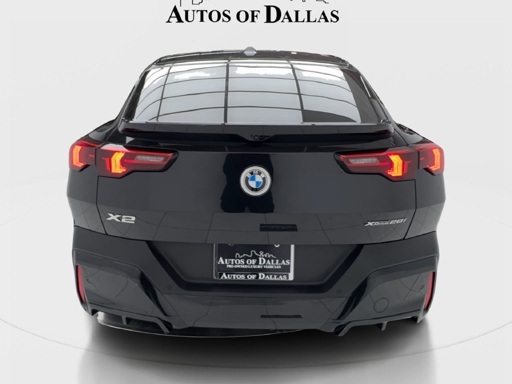 Used 2025 BMW X2 xDrive28i AWD/4WD image 10
