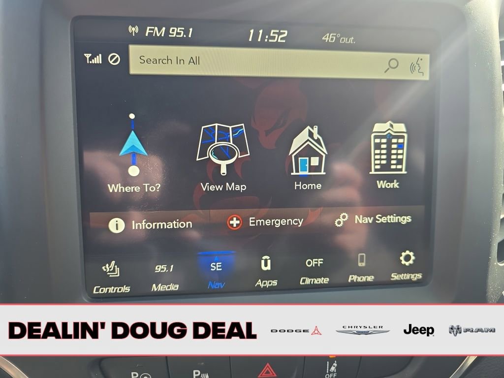 Used 2023 Jeep Cherokee Altitude Lux image 20