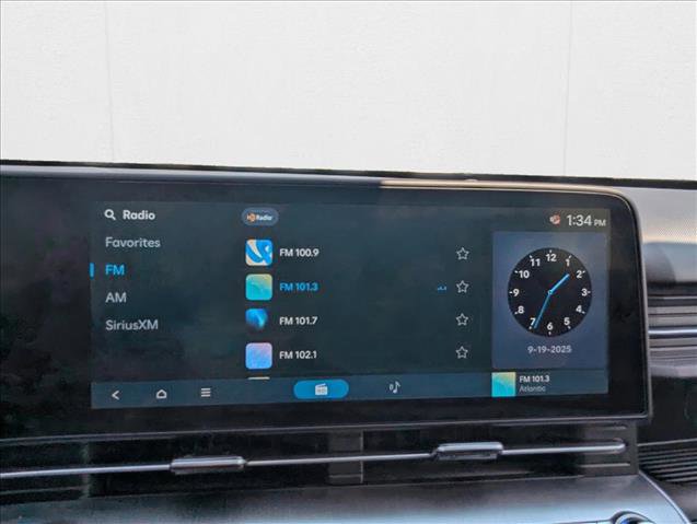 New 2026 Hyundai Kona SEL Premium image 18