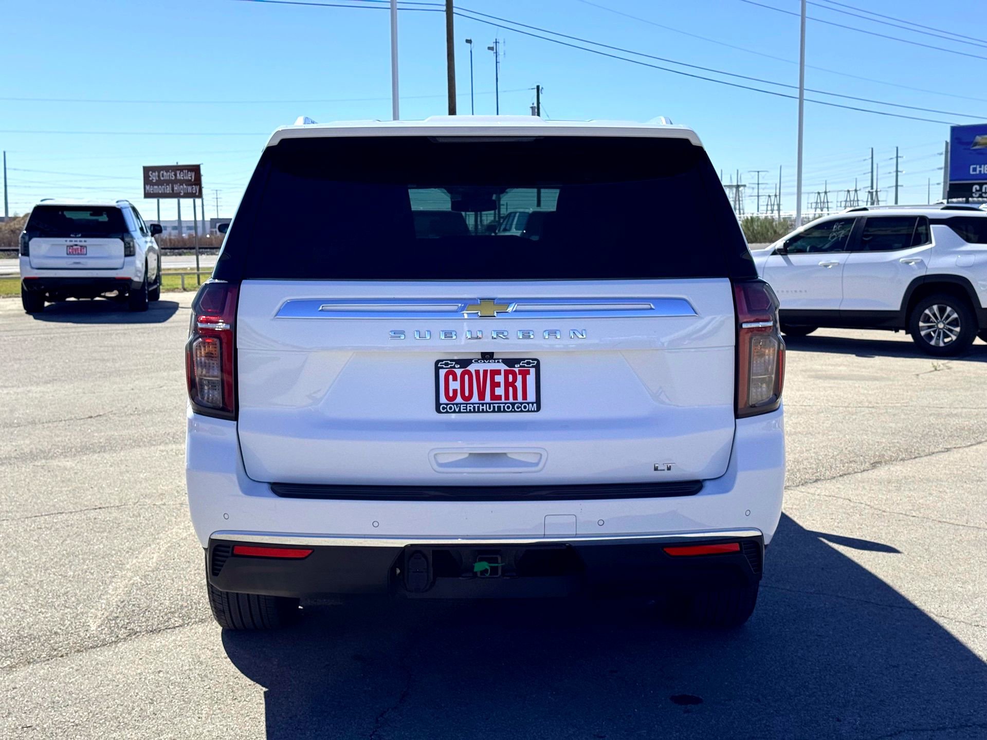 Used 2024 Chevrolet Suburban LT image 7