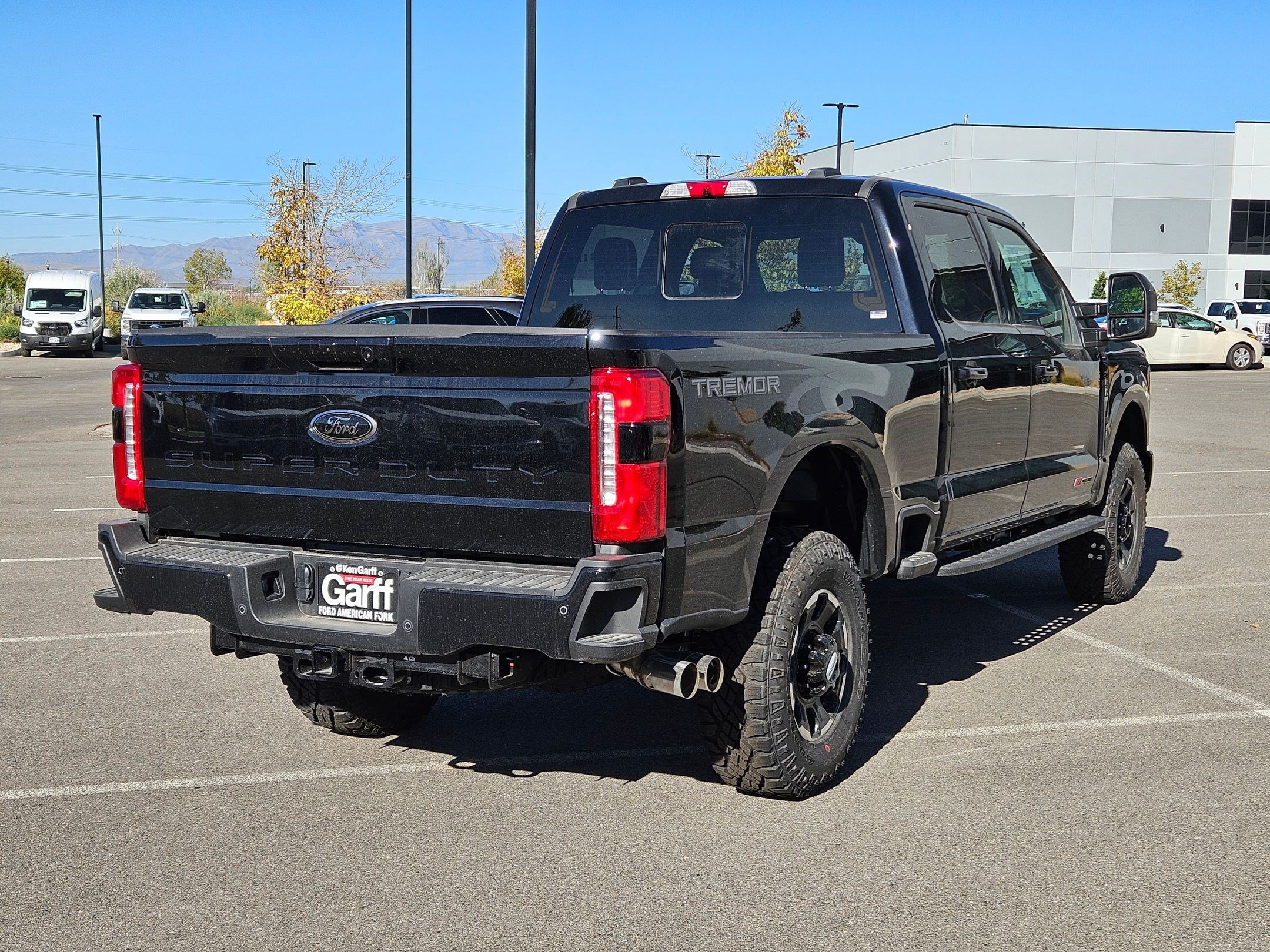 New 2025 Ford F350 Lariat w/ Tremor Off-Road Package AWD/4WD image 3
