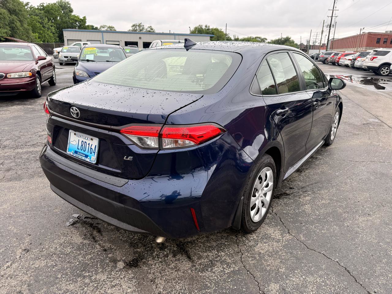 Used 2020 Toyota Corolla LE FWD image 7