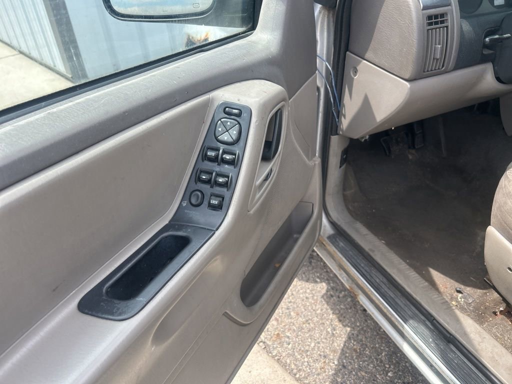 Used 2002 Jeep Grand Cherokee Laredo image 8