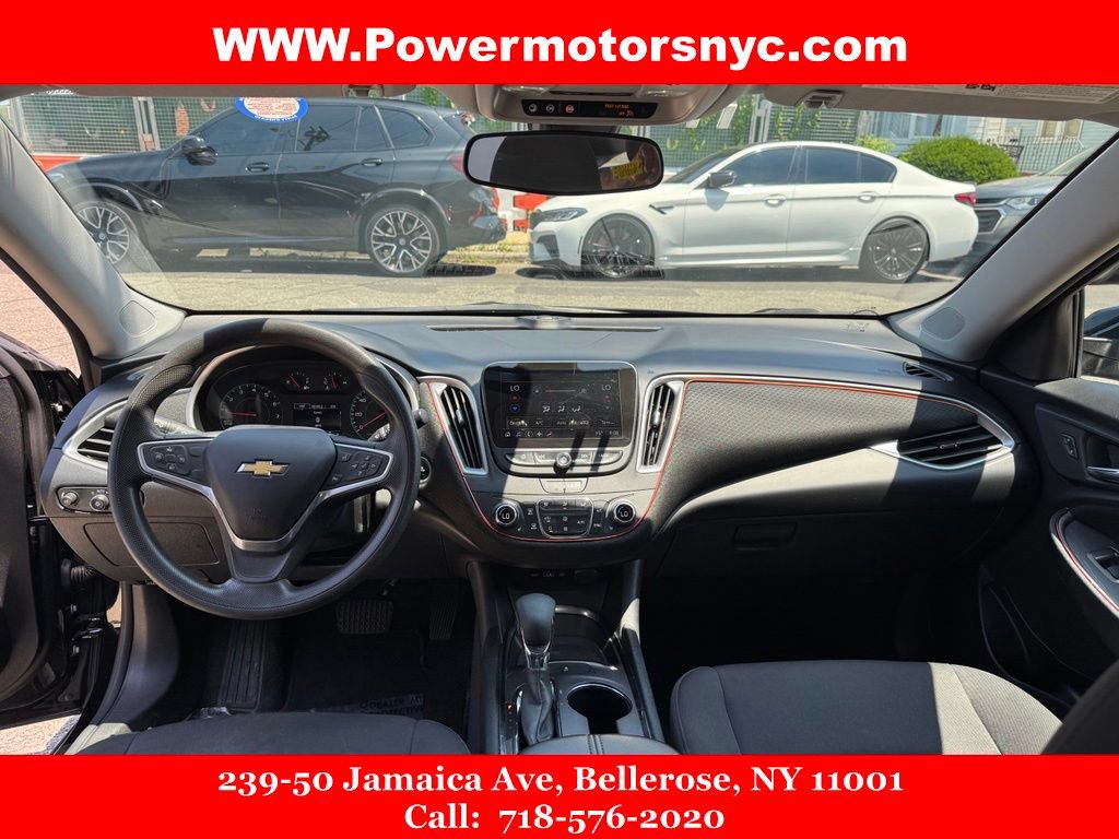 Used 2022 Chevrolet Malibu LT FWD image 25
