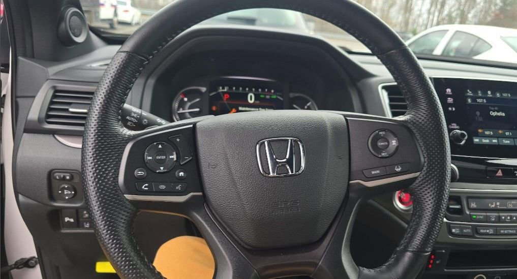 Used 2023 Honda Passport EX-L image 13