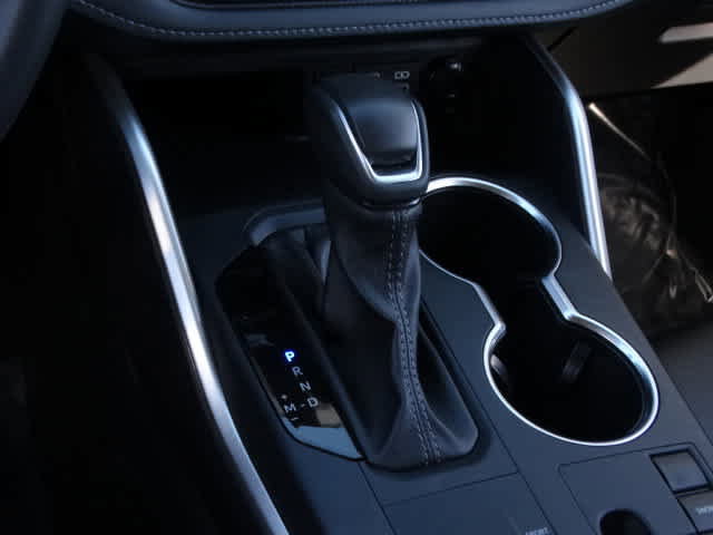 Used 2025 Toyota Highlander XLE image 33